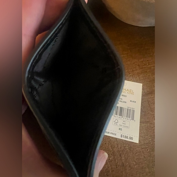 Michael Kors (Reed) Card Wallet - Picture 3 of 4